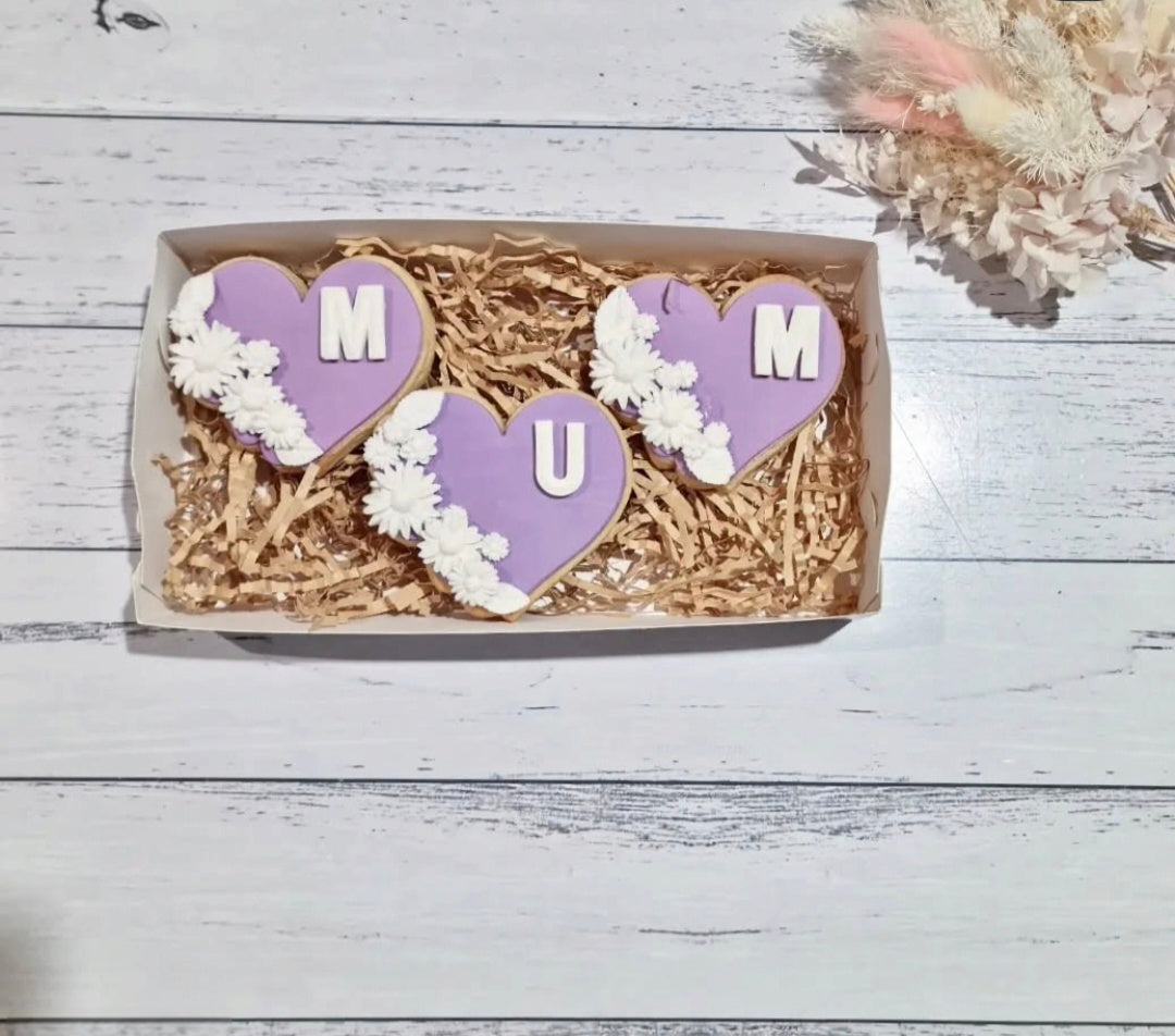Mum Floral Heart Set