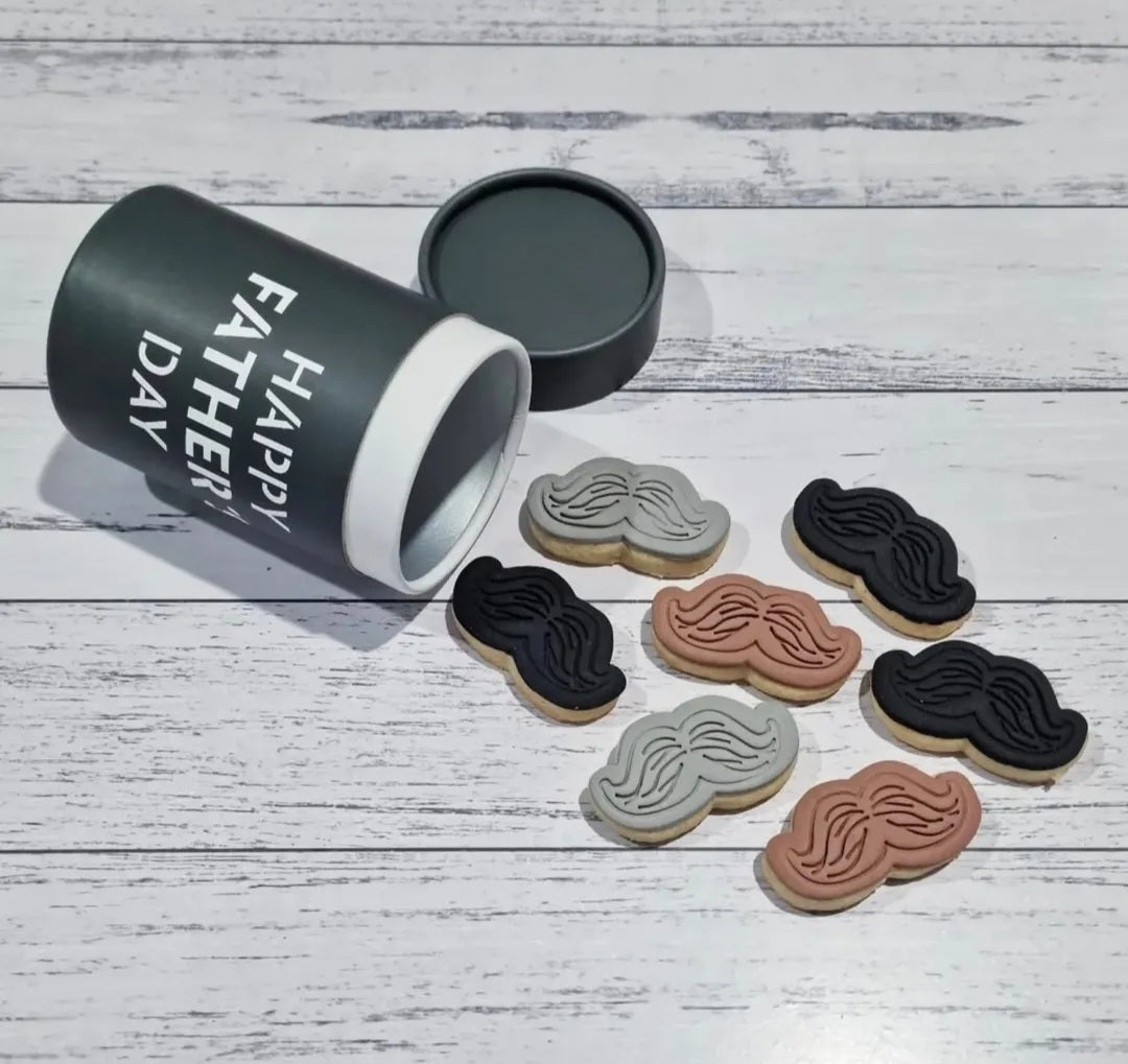 Cylinder filled with Mini Moustache's