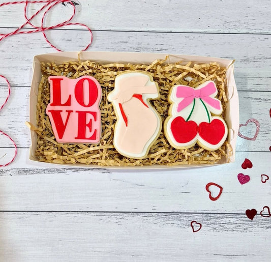 L O V E Set