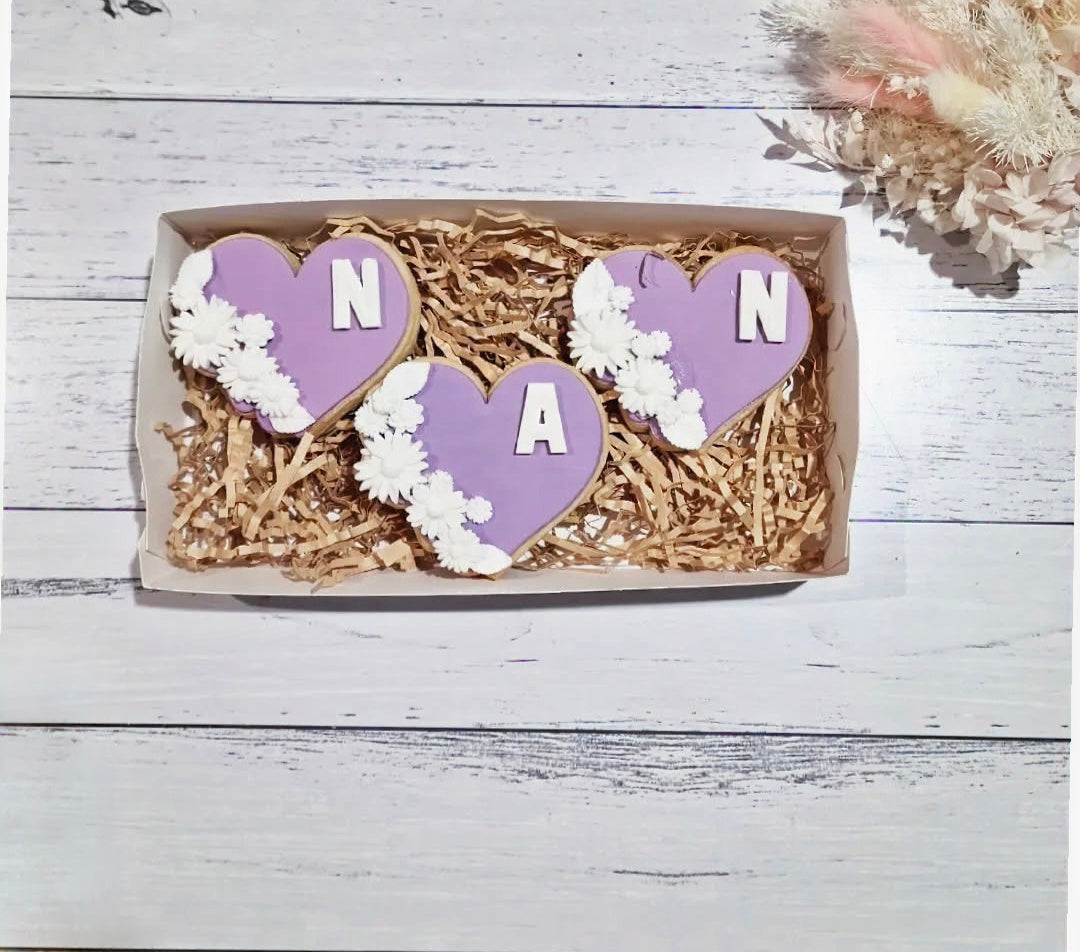 Nan Floral Heart Set